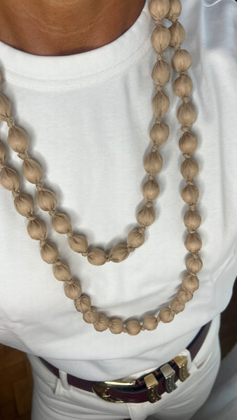 COLLAR LARGO BOLAS FORRADAS