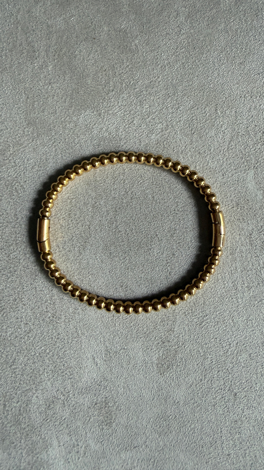 ESCLAVA LEA