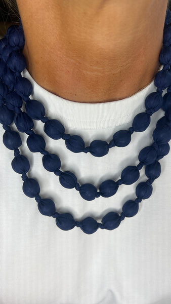 COLLAR LARGO BOLAS FORRADAS