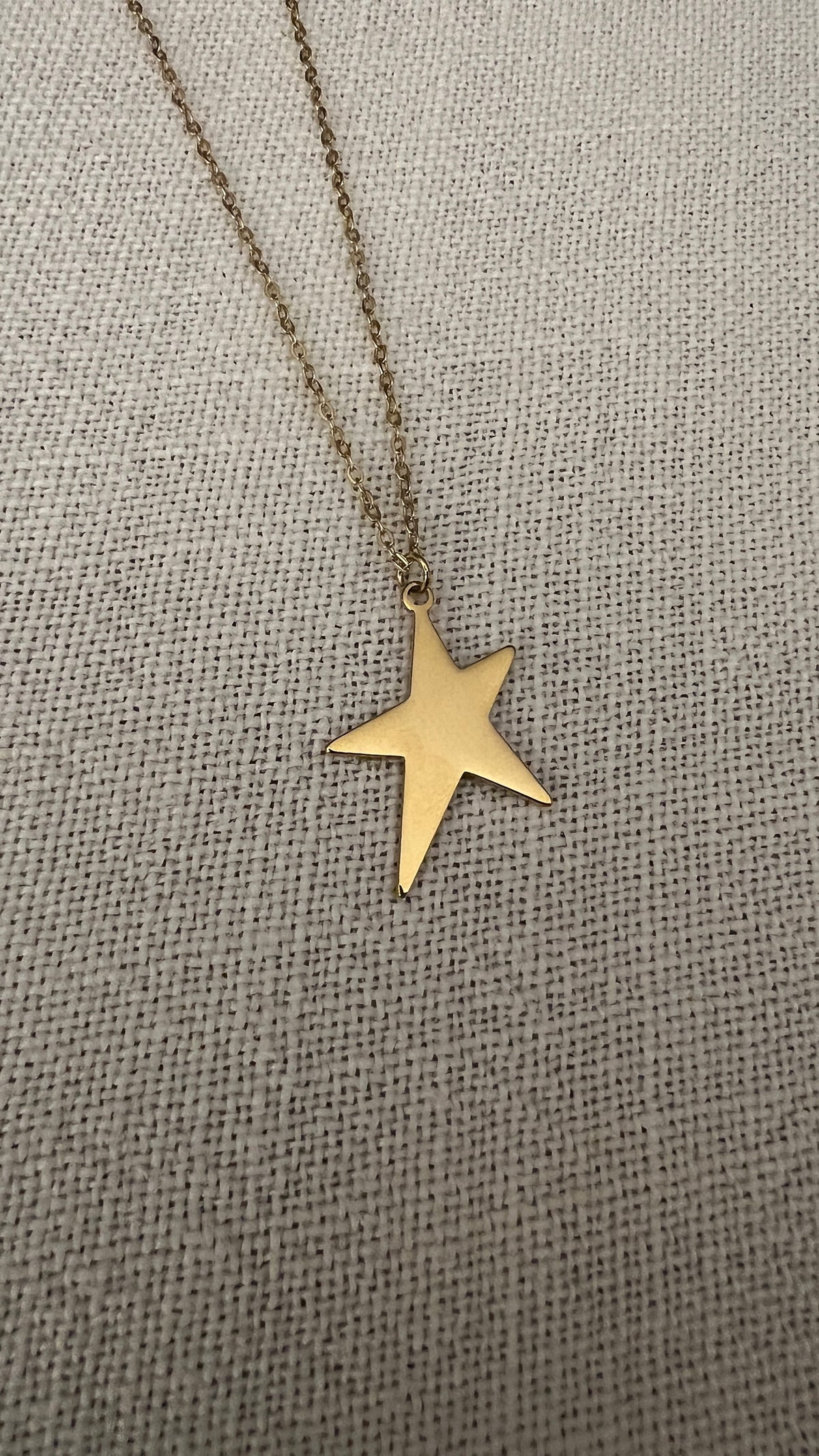 GARGANTILLA ESTRELLA LU