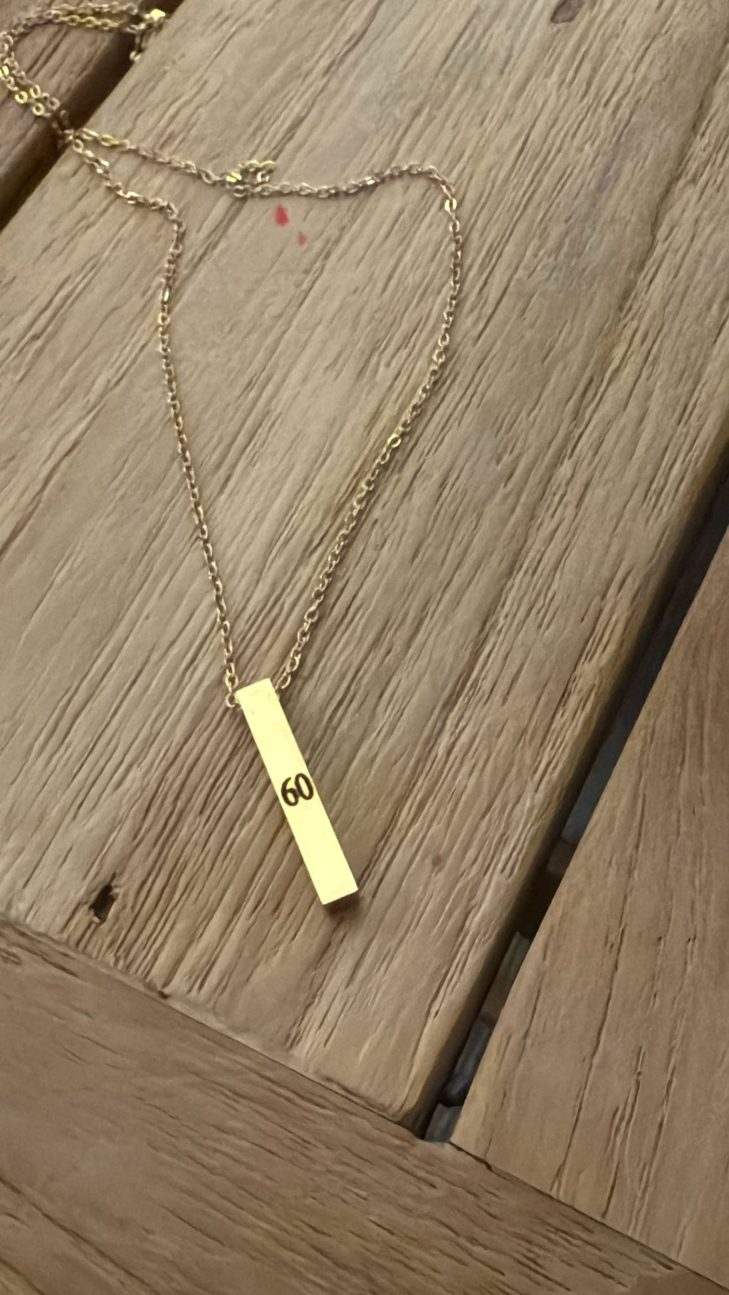 COLLAR PALITO LARGO