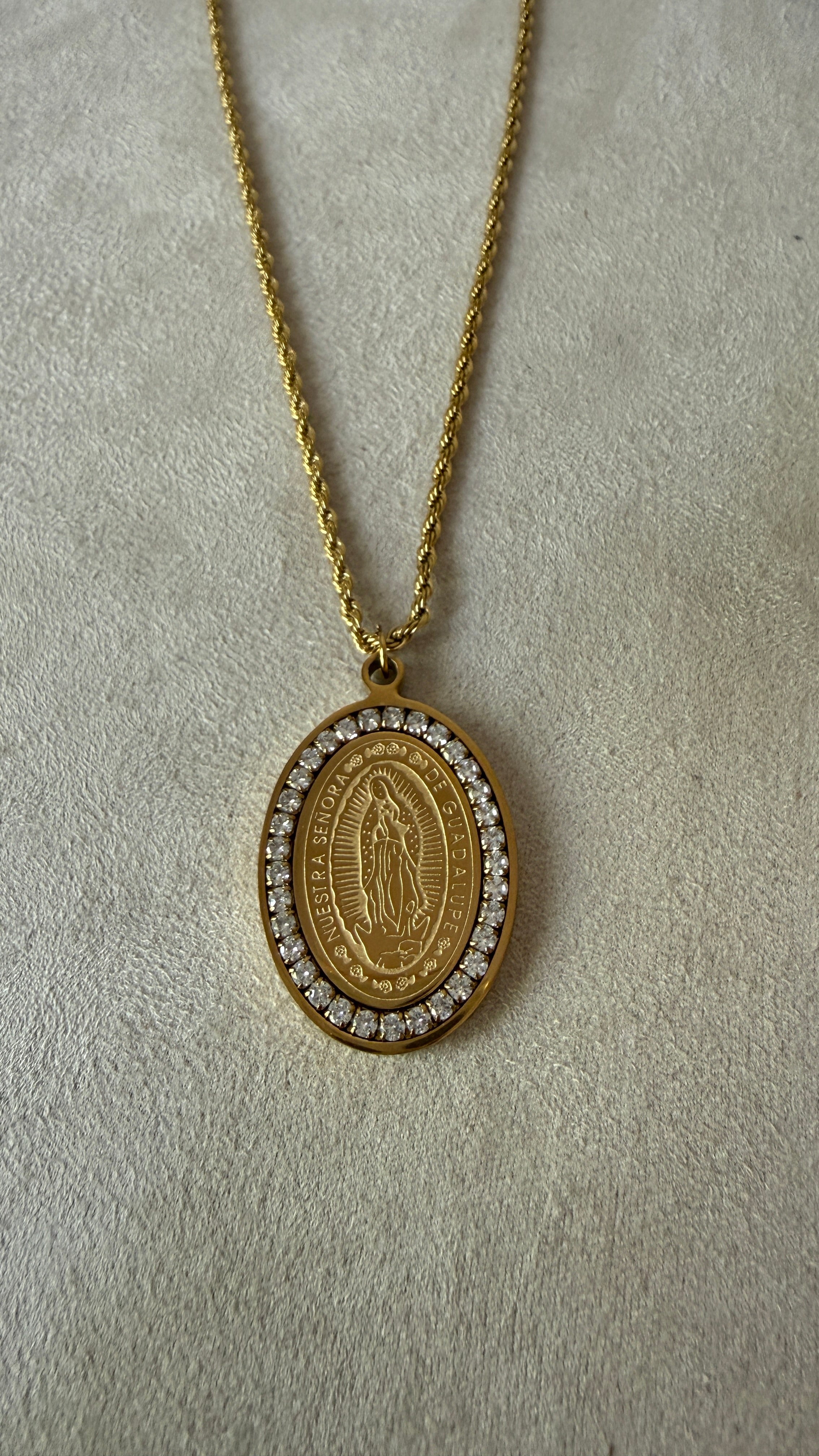 COLLAR VIRGEN GUADALUPE CIRCONITAS