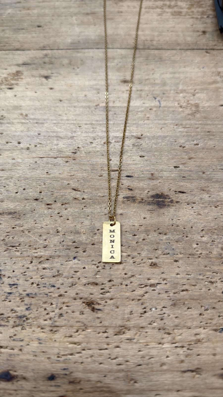 COLLAR PLACA RECTANGULAR