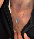 COLLAR PALITO LARGO