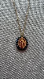 GARGANTILLA MILAGROSA CON PIEDRAS