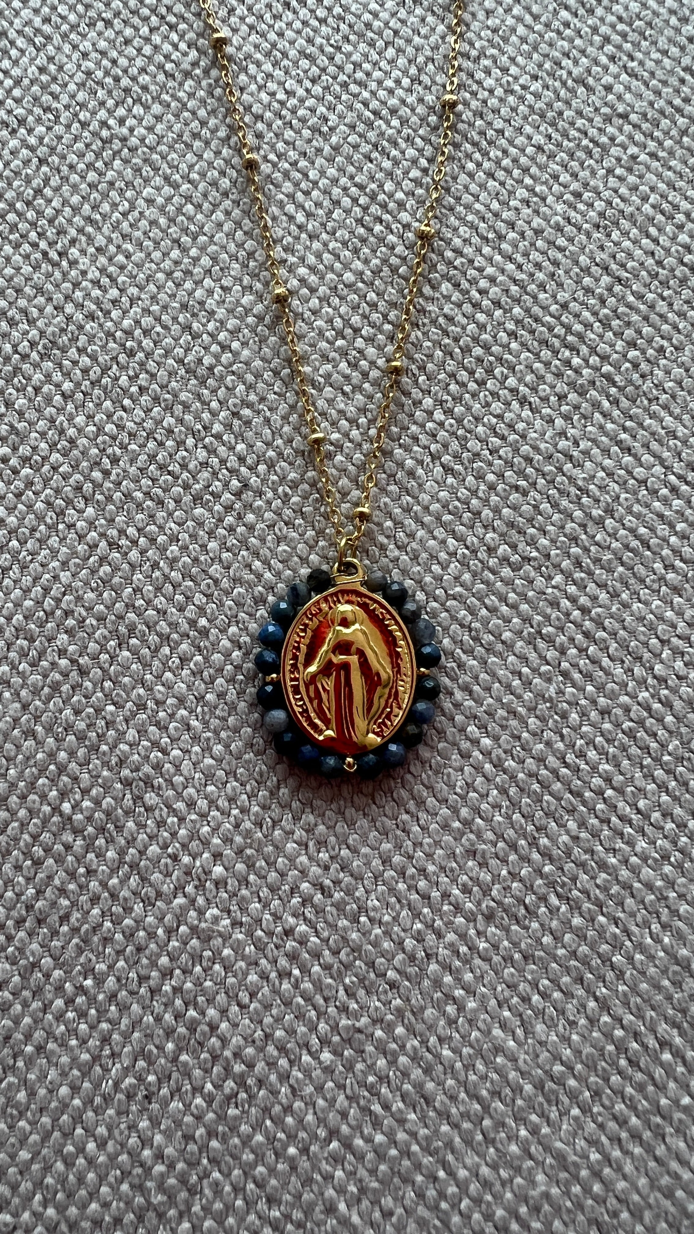 GARGANTILLA MILAGROSA CON PIEDRAS
