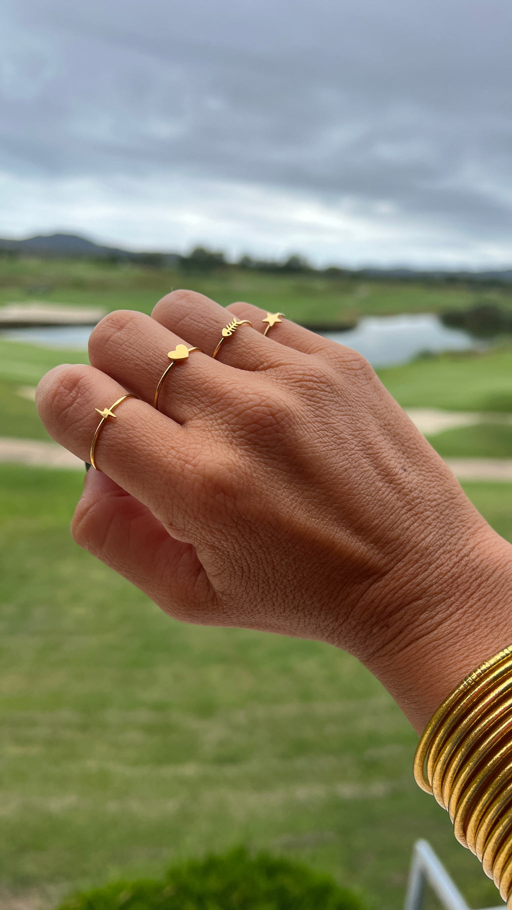 ANILLOS FINOS DORADOS