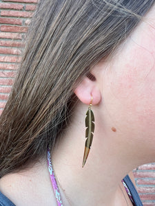 PENDIENTES LARGOS PLUMA