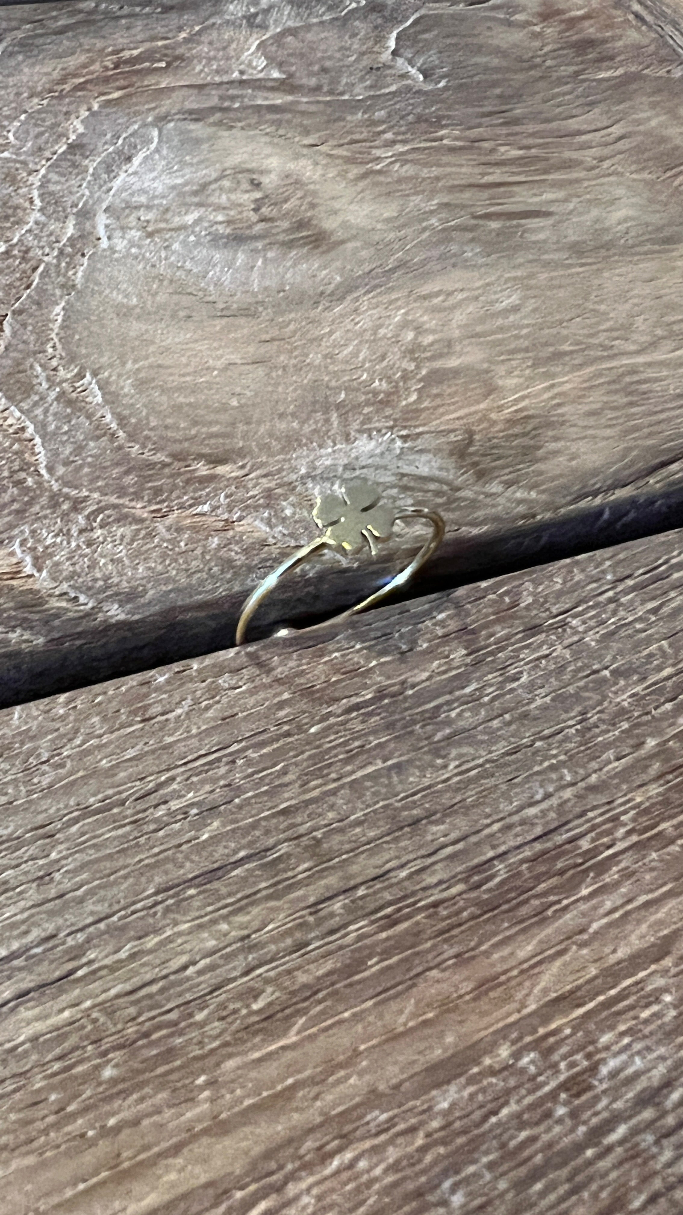 ANILLOS FINOS DORADOS