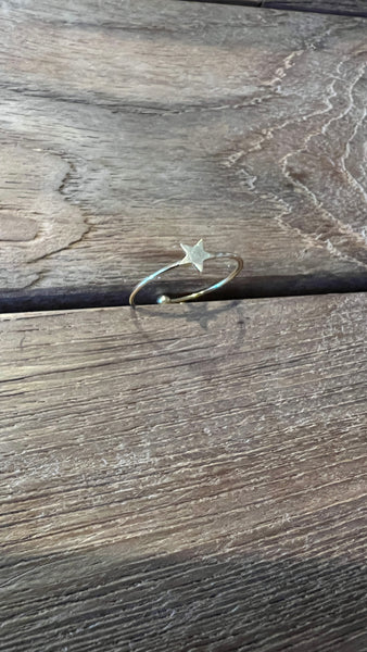 ANILLOS FINOS DORADOS