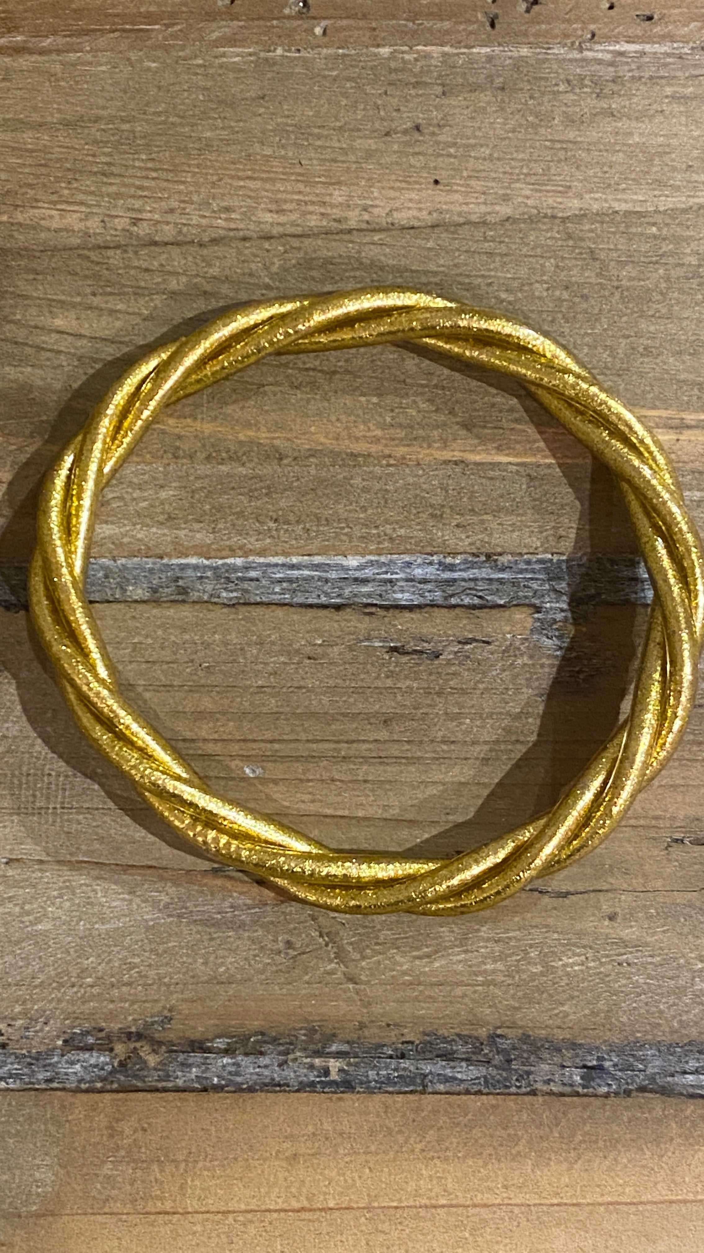PULSERA ENROLLADA PAN DE ORO