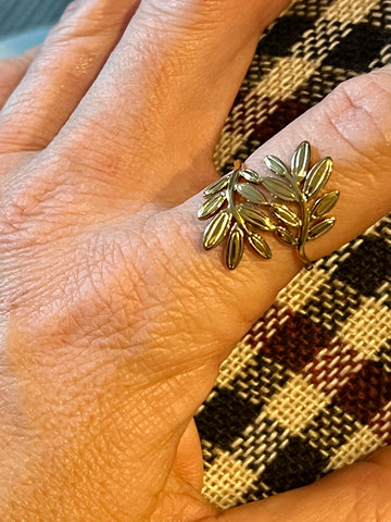 ANILLO HOJAS